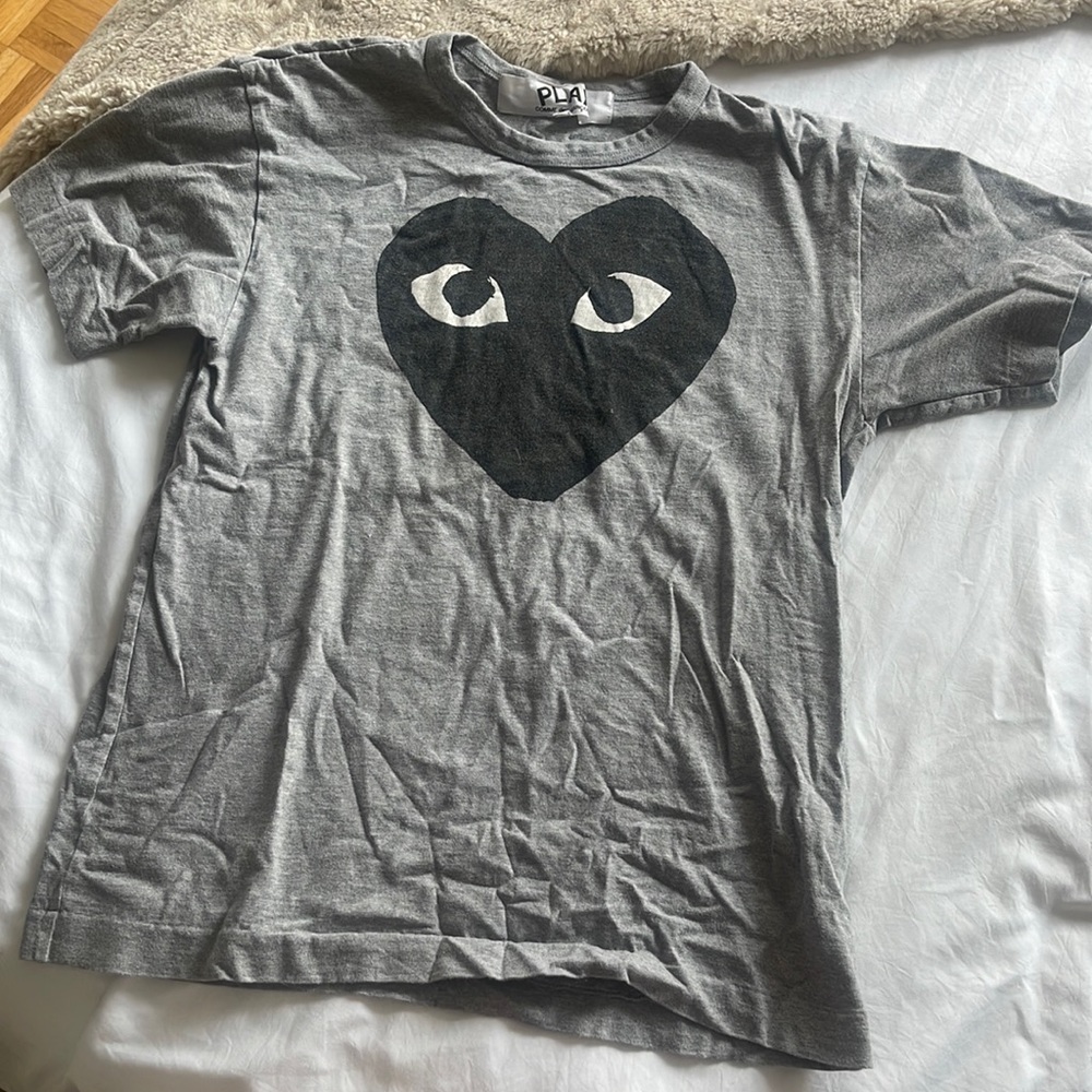 Commes de garçon graph tshirt.